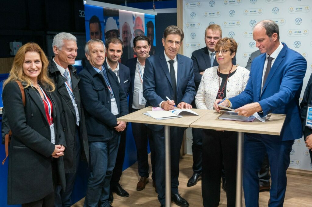 Signature de la convention entre le SICTIAM et Enedis